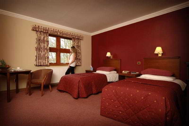Dean Park Hotel Кърколди Екстериор снимка